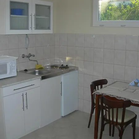 Guest house Radek Vendeghaz Es Halaszi